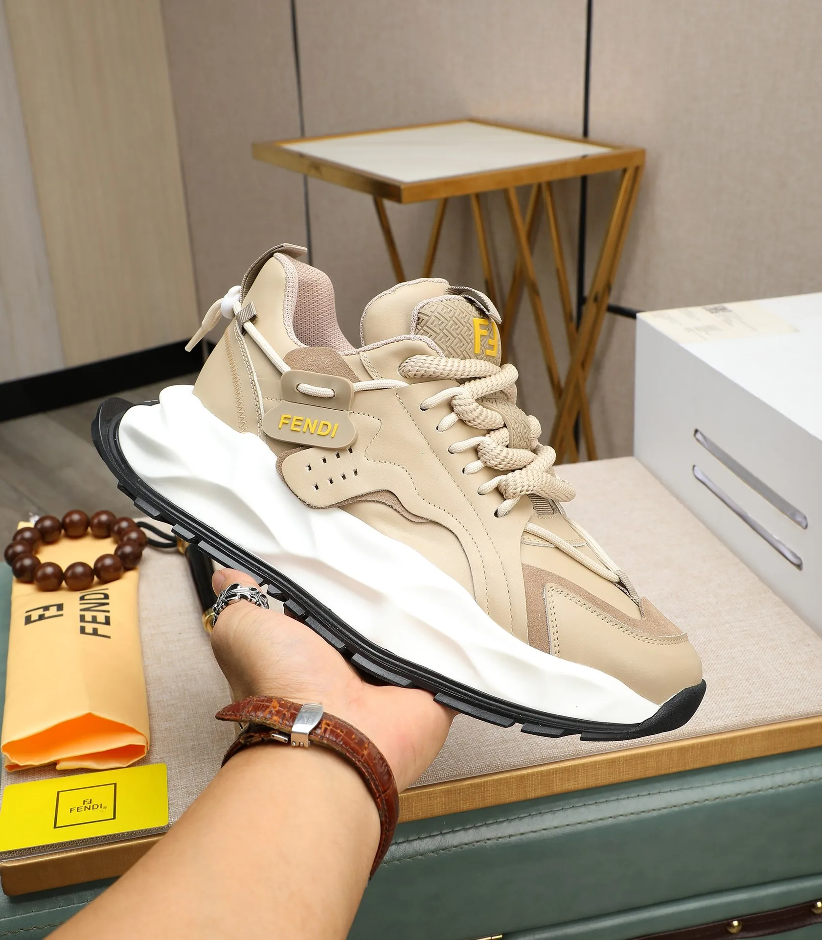 Men's clothing and shoes 💰580 🕷🕷【FENDI】FENDI fashionable casual men's shoes🇨🇳Original official website 1:1 model opening, new models are available first💯Not high-profile but avant-garde, simple, low-key and fashionable, super versatile style🌿Made of original cowhide➕Pigskin lining🎋The version is comfortable on the feet, so rigorous for any small place, first-class workmanship🍍38-44 Large quantities in stock